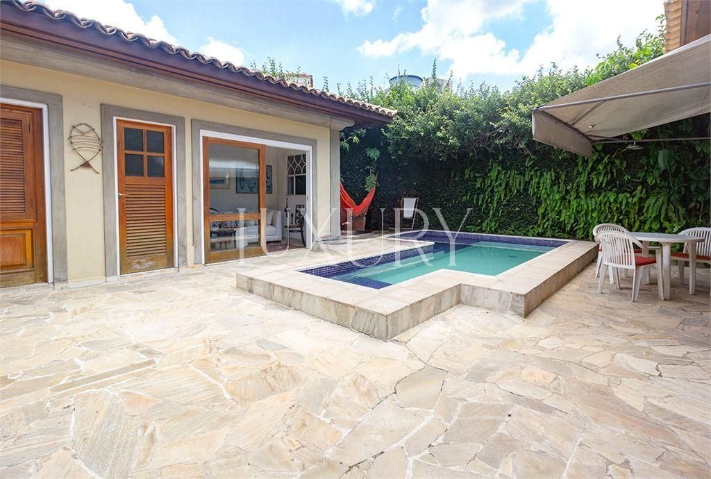 Casa com 3 suítes à venda em Alto de Pinheiros, São Paulo, por R$ 5.990.000 Imagem 4