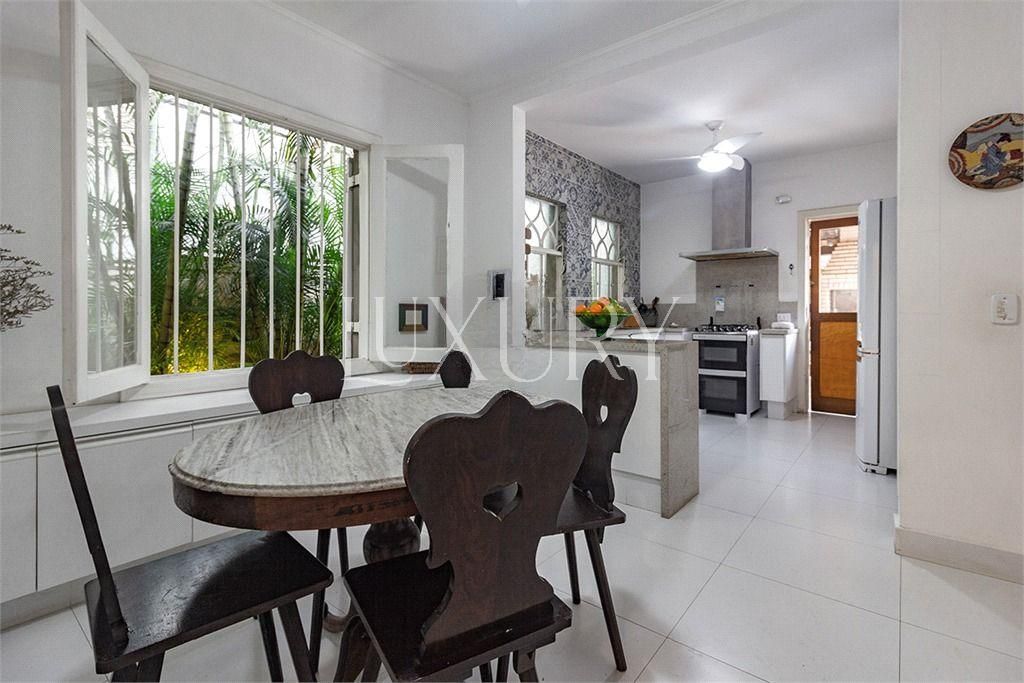 Casa com 3 suítes à venda em Alto de Pinheiros, São Paulo, por R$ 5.990.000 Imagem 7