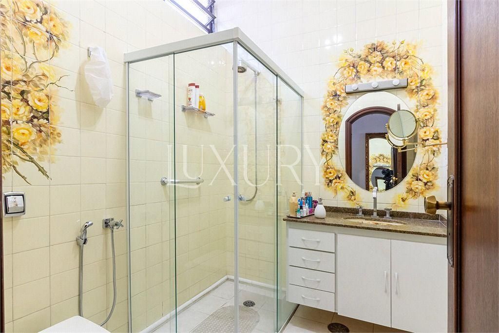 Casa com 2 suítes à venda em Alto de Pinheiros, São Paulo, por R$ 5.950.000 Imagem 8