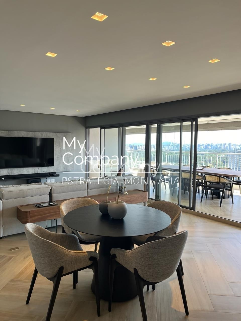 Apartamento com 4 suítes à venda em Moema, São Paulo, por R$ 6.800.000 Imagem 7