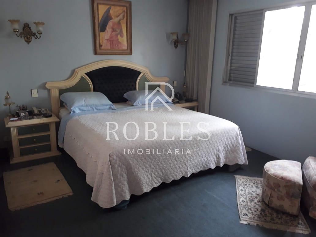 Casa com 5 suítes à venda em Brooklin Paulista, São Paulo, por R$ 4.700.000 Imagem 8