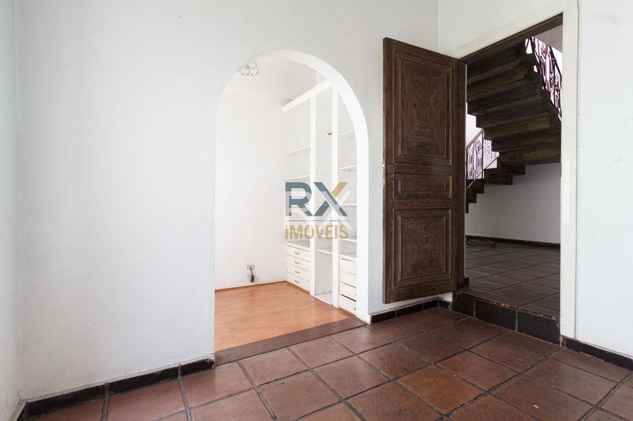 Casa com 3 suítes à venda em Pacaembu, São Paulo, por R$ 3.500.000 Imagem 8