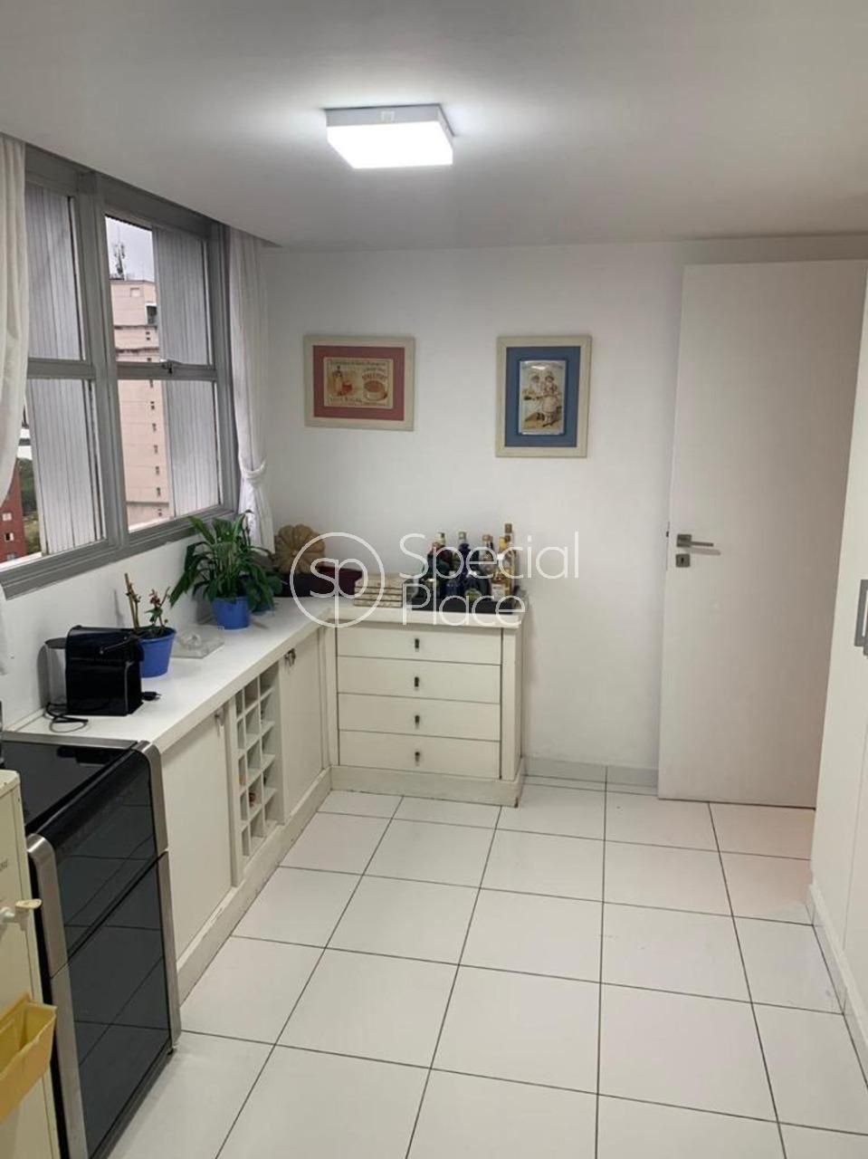 Apartamento com 3 suítes à venda em Itaim Bibi, São Paulo, por R$ 8.000.000 Imagem 7