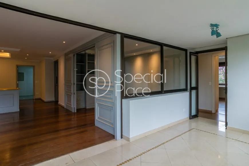 Apartamento com 3 suítes à venda em Real Parque, São Paulo, por R$ 2.200.000 Imagem 6
