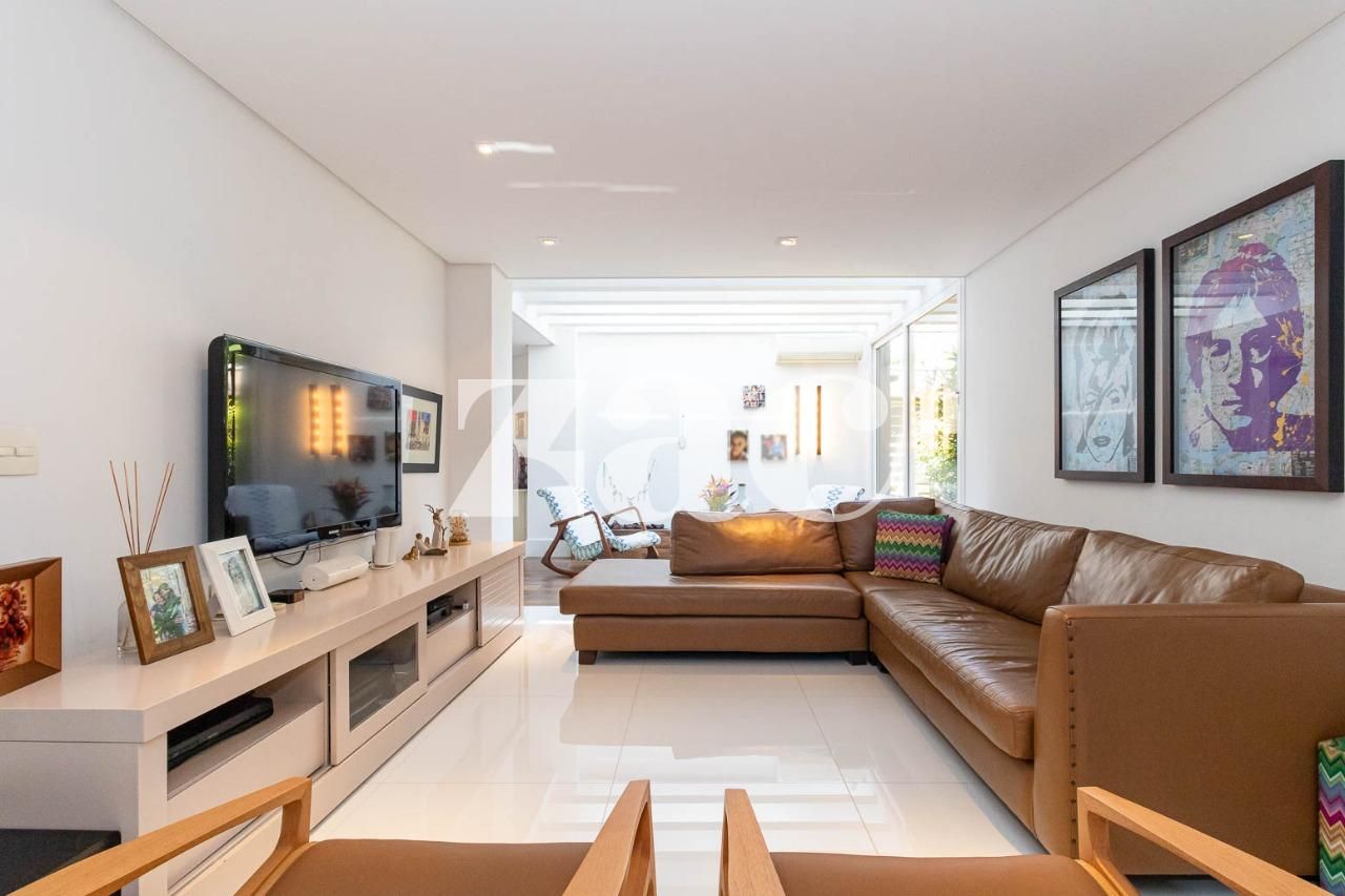 Casa com 5 suítes à venda em Alto De Pinheiros, São Paulo, por R$ 5.950.000 Imagem 7