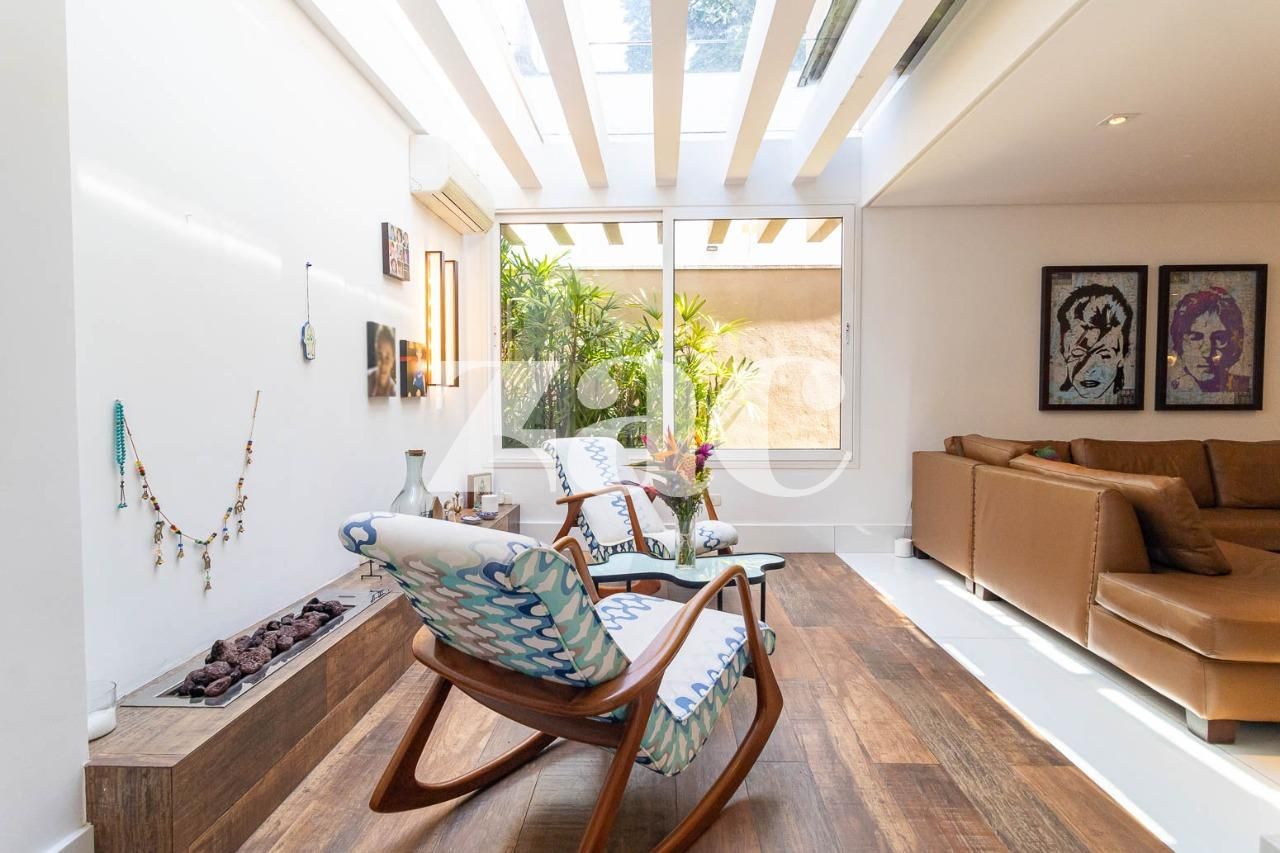 Casa com 5 suítes à venda em Alto De Pinheiros, São Paulo, por R$ 5.950.000 Imagem 8
