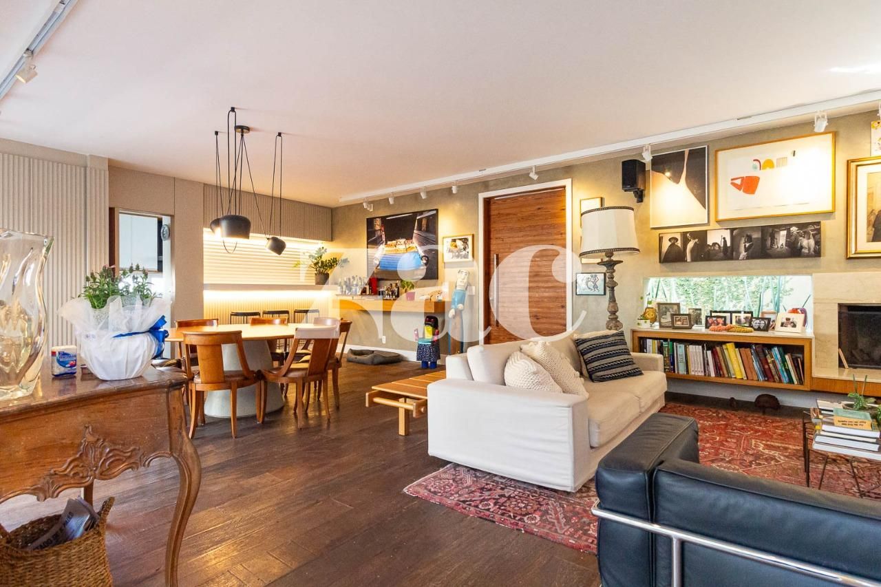 Casa com 1 suítes à venda em Pacaembu, São Paulo, por R$ 3.800.000 Imagem 7