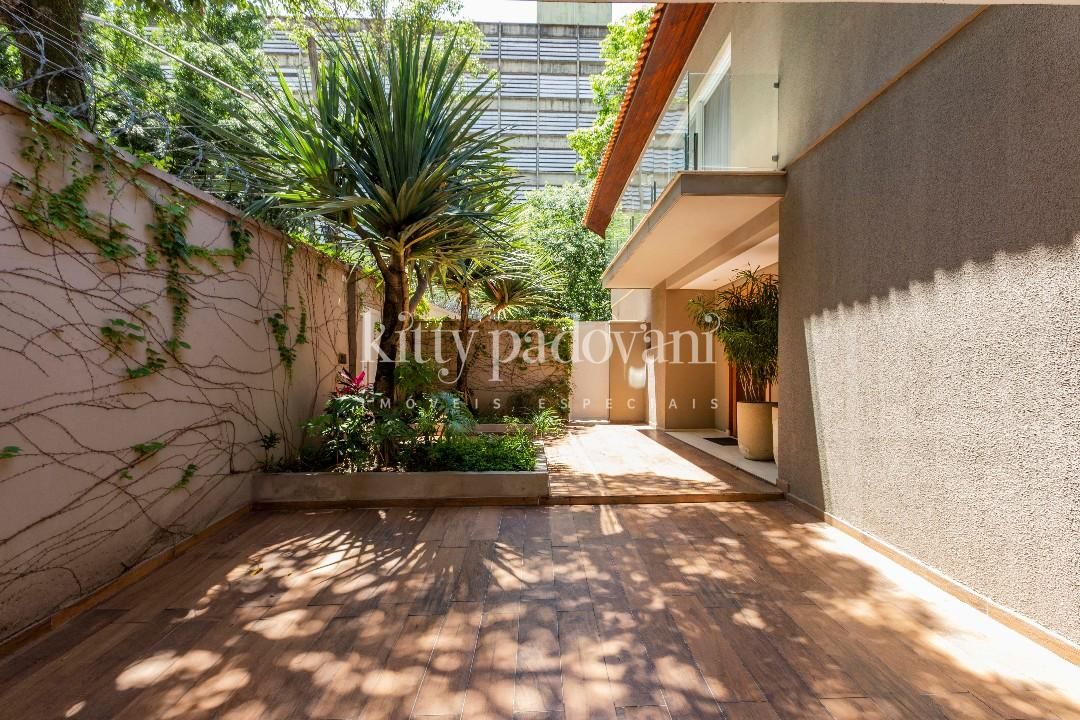 Casa com 4 suítes à venda em Vila Madalena, São Paulo, por R$ 4.290.000 Imagem 4