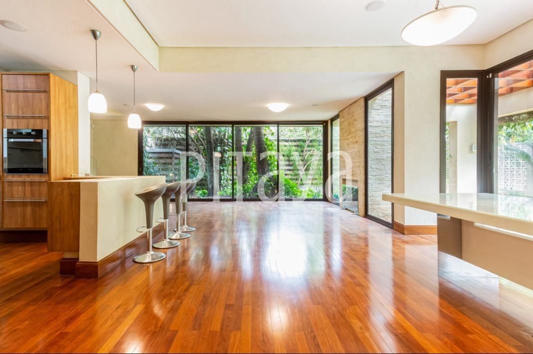 Casa com 3 suítes à venda em Alto de Pinheiros, São Paulo, por R$ 11.000.000 Imagem 7