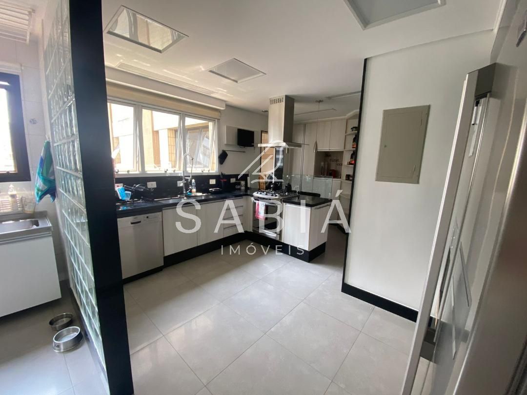 Apartamento com 3 suítes à venda em Moema, São Paulo, por R$ 3.500.000 Imagem 5