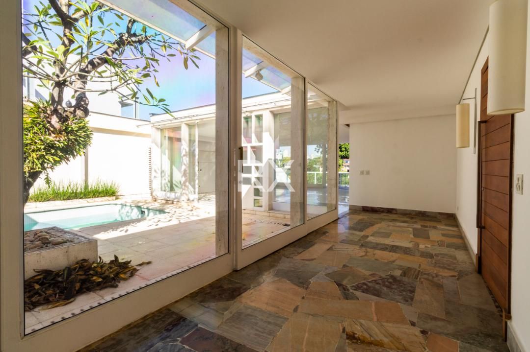 Casa com 3 suítes à venda em Pacaembu, São Paulo, por R$ 4.500.000 Imagem 7