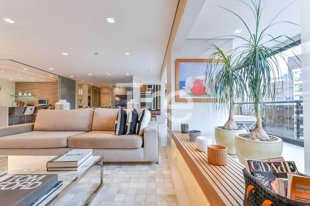 Apartamento com 3 suítes à venda em Vila Nova Conceição, São Paulo, por R$ 9.400.000 Imagem 6