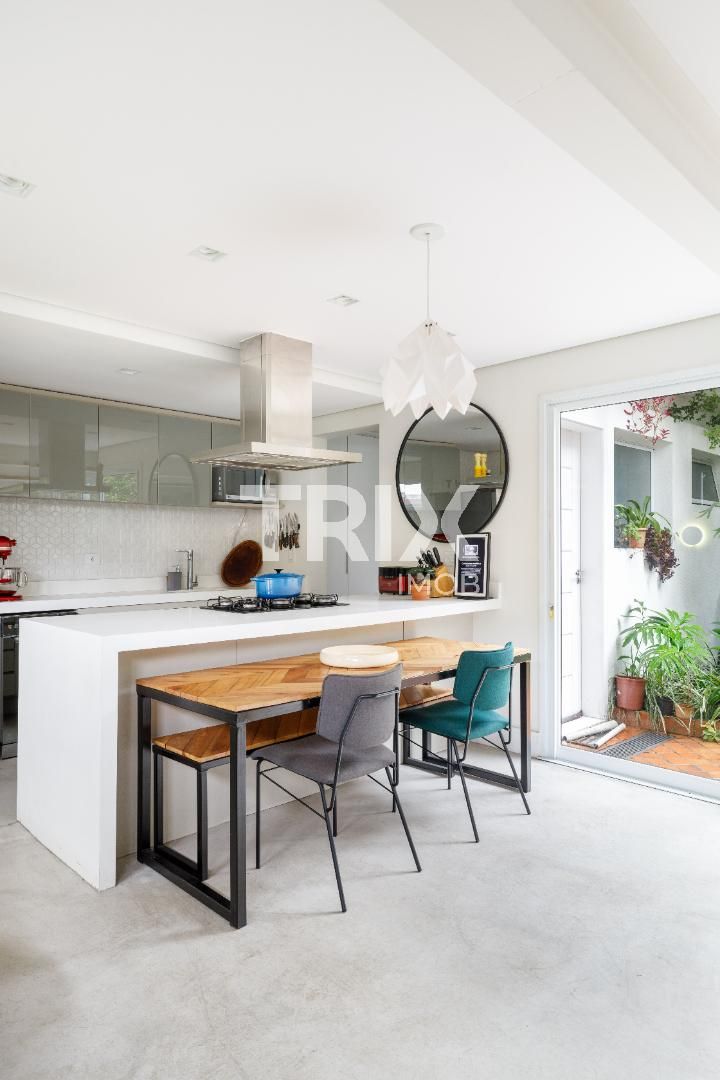 Casa de vila com 3 suítes à venda em Vila Olímpia, São Paulo, por R$ 3.400.000 Imagem 4