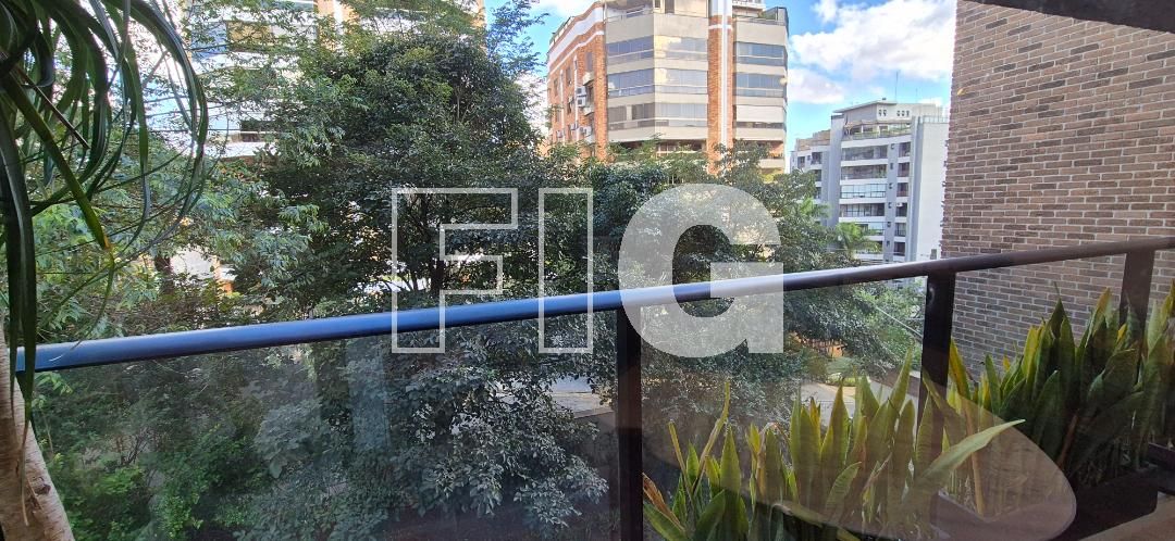 Apartamento com 2 suítes à venda em Jardim Guedala, São Paulo, por R$ 2.000.000 Imagem 4