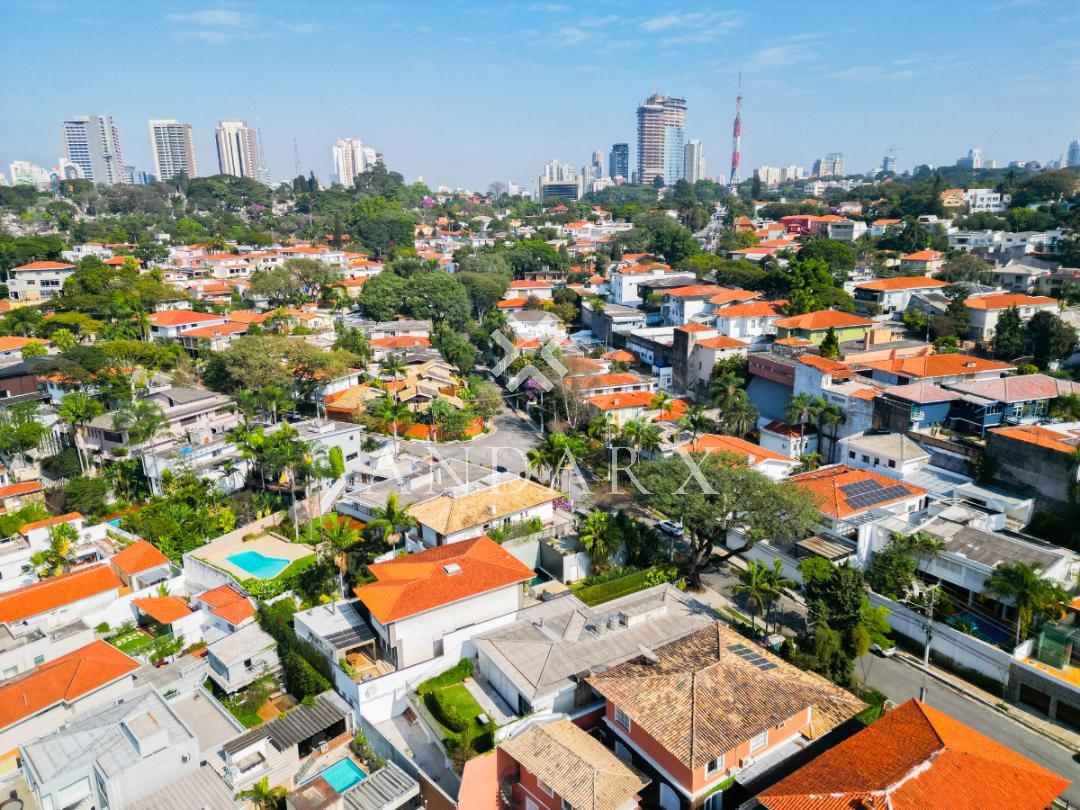 Casa com 1 suítes à venda em Pacaembu, São Paulo, por R$ 2.800.000 Imagem 7