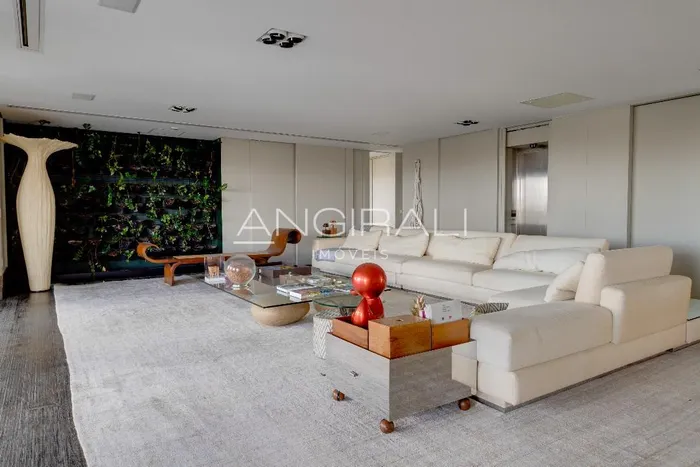 Cobertura com 4 suítes à venda em Vila Nova Conceição, São Paulo, por R$ 20.600.000 Imagem 2