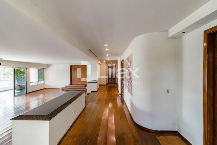 Apartamento com 2 suítes à venda em Itaim Bibi, São Paulo, por R$ 9.600.000