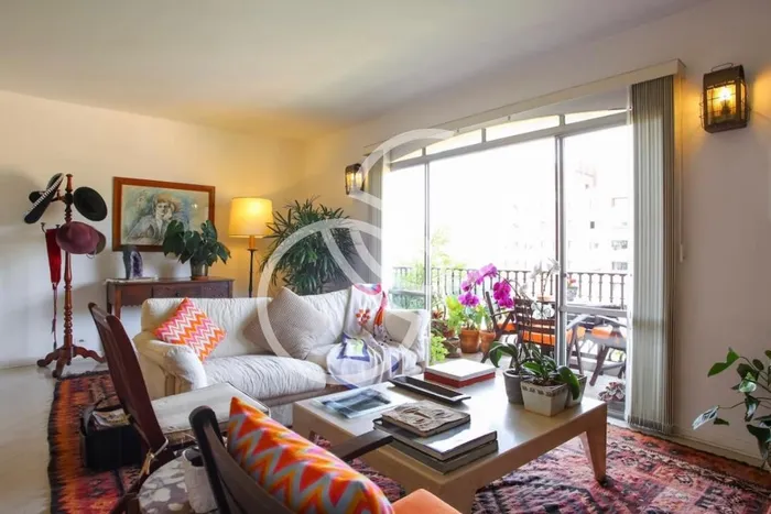 Apartamento com 1 suítes à venda em Real Parque, São Paulo, por R$ 1.300.000