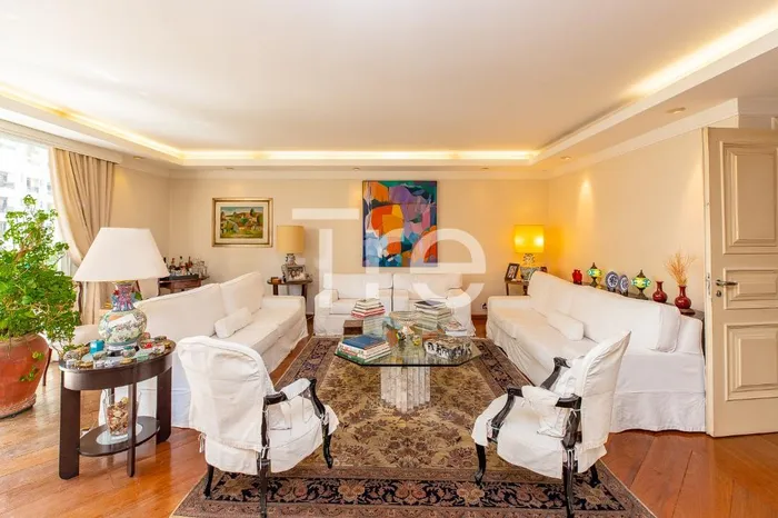 Apartamento com 2 suítes à venda em Santa Cecília, São Paulo, por R$ 2.700.000 Imagem 2