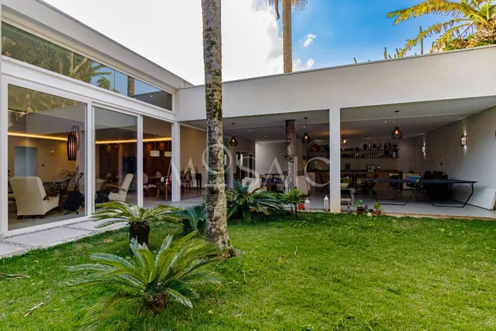 Casa com 4 suítes à venda em Alto da Boa Vista, São Paulo, por R$ 4.890.000