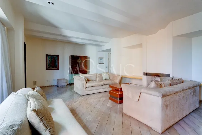 Apartamento com 1 suítes à venda em Jardim América, São Paulo, por R$ 2.700.000 Imagem 2