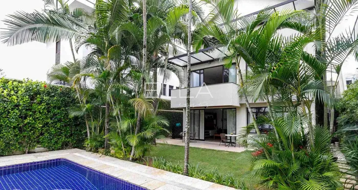 Casa com 3 suítes à venda em Alto de Pinheiros, São Paulo, por R$ 4.000.000