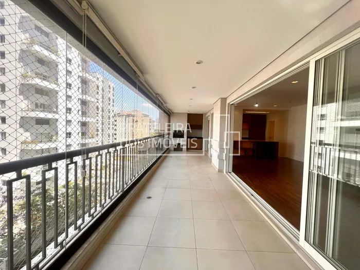 Apartamento com 3 suítes à venda em Itaim Bibi, São Paulo, por R$ 4.600.000 Imagem 2