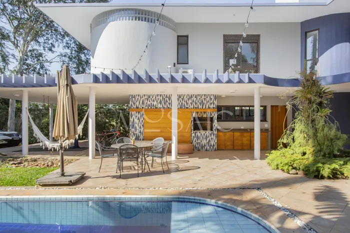 Casa com 4 suítes à venda em Alto de Pinheiros, São Paulo, por R$ 5.900.000 Imagem 2