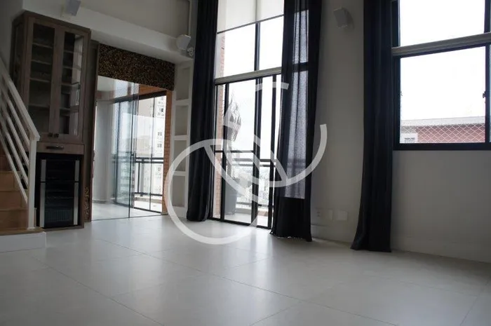 Apartamento com 3 suítes à venda em Panamby, São Paulo, por R$ 1.600.000