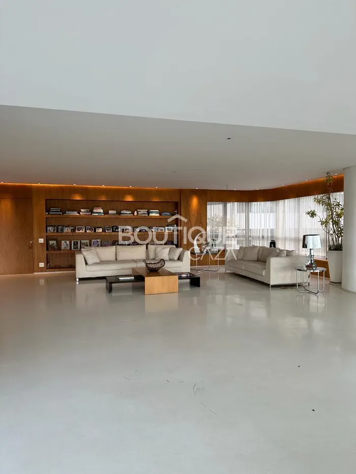 Apartamento com 4 suítes à venda em Panamby, São Paulo, por R$ 10.800.000 Imagem 2