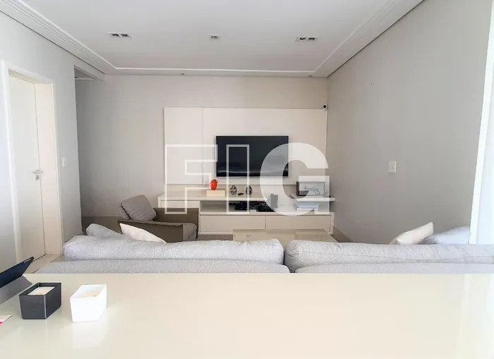 Apartamento com 2 suítes à venda em Itaim Bibi, São Paulo, por R$ 4.090.000 Imagem 3