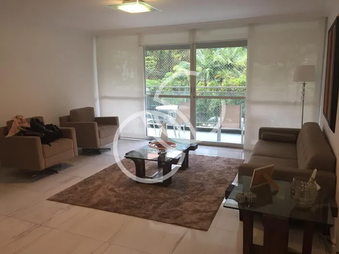 Apartamento com 1 suítes à venda em Real Parque, São Paulo, por R$ 1.180.000