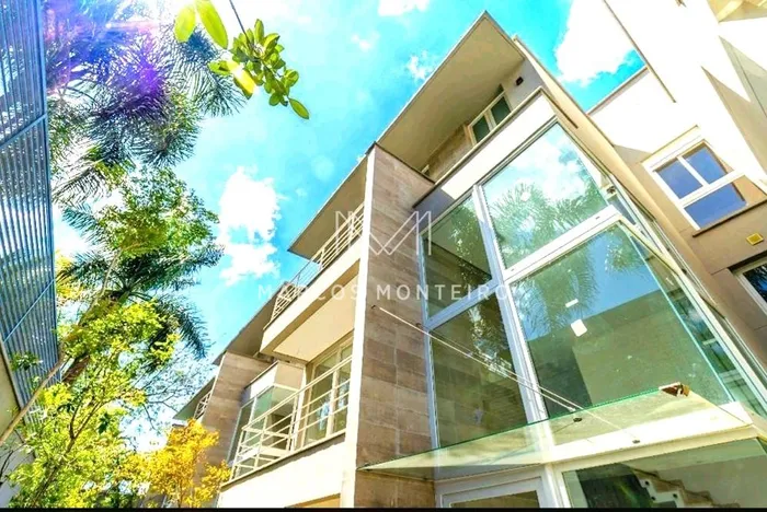Casa de condomínio com 3 suítes à venda em Jardim Cordeiro, São Paulo, por R$ 5.000.000