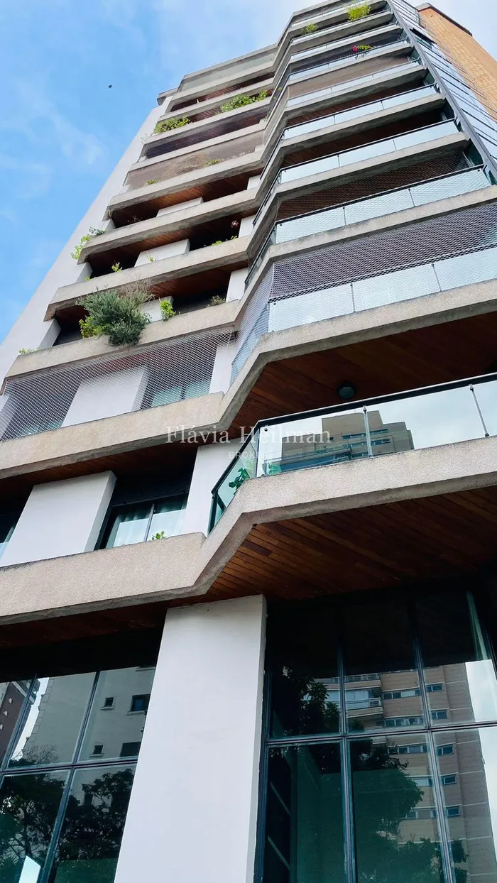 Apartamento com 3 suítes à venda em Indianópolis, São Paulo, por R$ 2.000.000