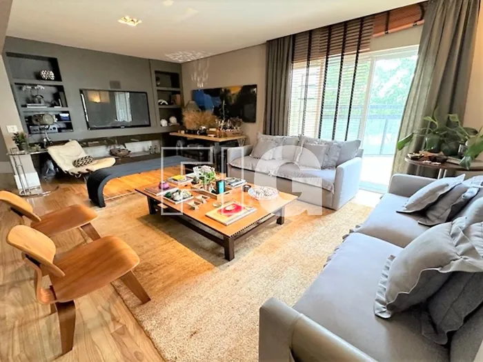 Apartamento com 3 suítes à venda em Morumbi, São Paulo, por R$ 1.750.000