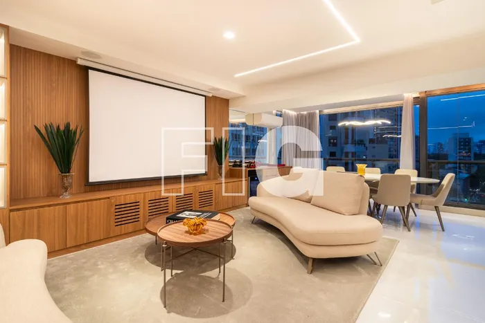 Cobertura com 3 suítes à venda em Itaim Bibi, São Paulo, por R$ 6.500.000 Imagem 2