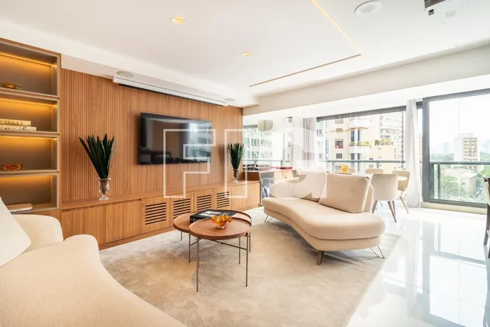 Cobertura com 3 suítes à venda em Itaim Bibi, São Paulo, por R$ 6.500.000