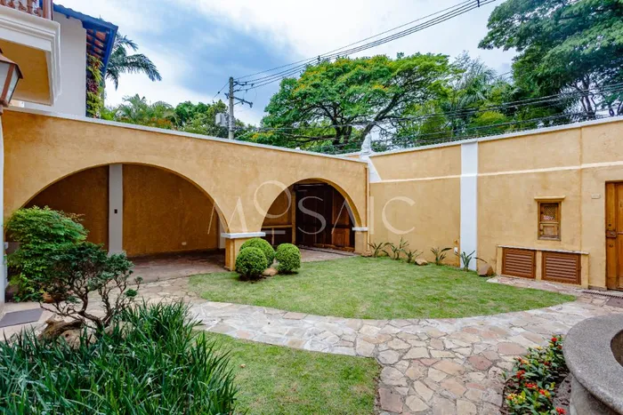 Casa com 3 suítes à venda em Jardim Europa, São Paulo, por R$ 8.600.000 Imagem 2