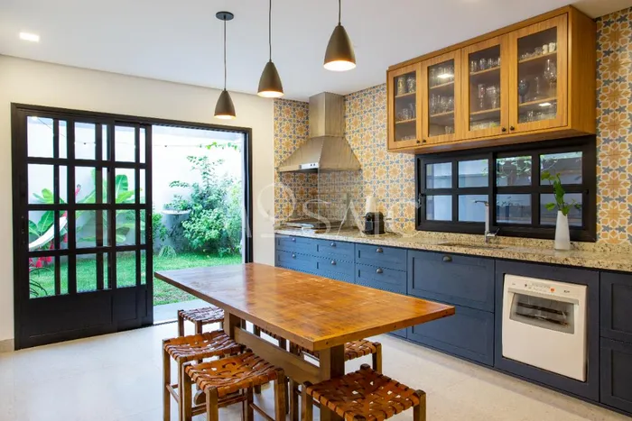 Casa com 1 suítes à venda em Jardim Cordeiro, São Paulo, por R$ 1.350.000