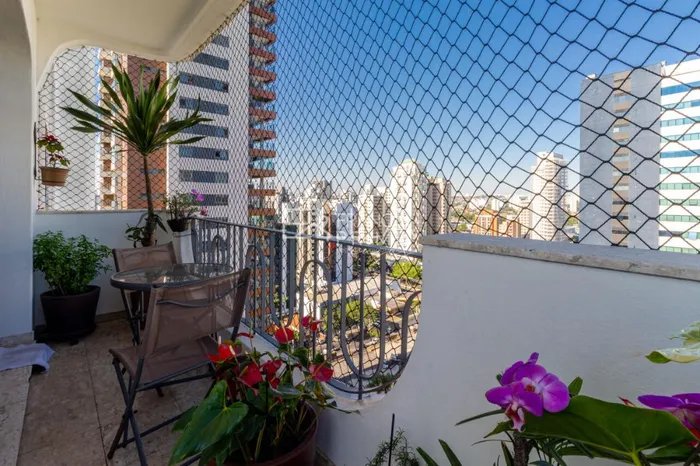 Apartamento com 4 suítes à venda em Campo Belo, São Paulo, por R$ 3.000.000