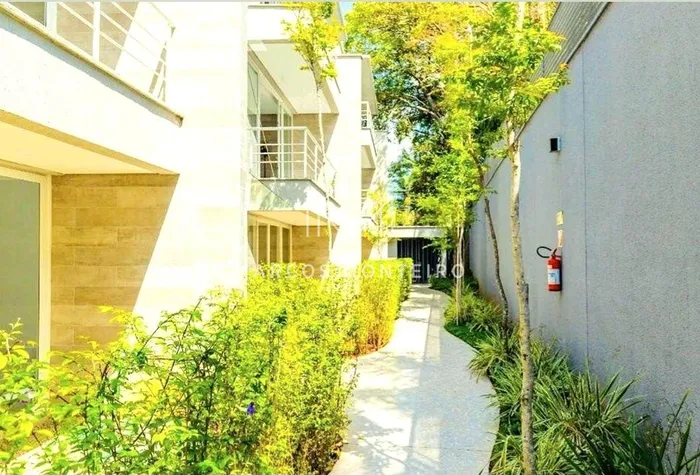 Casa de condomínio com 4 suítes à venda em Jardim Cordeiro, São Paulo, por R$ 5.000.000 Imagem 2