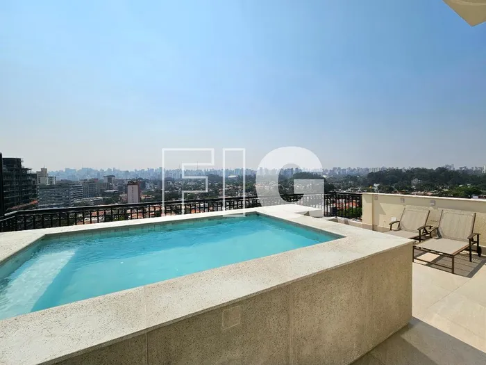 Cobertura com 4 suítes à venda em Vila Nova Conceição, São Paulo, por R$ 18.000.000