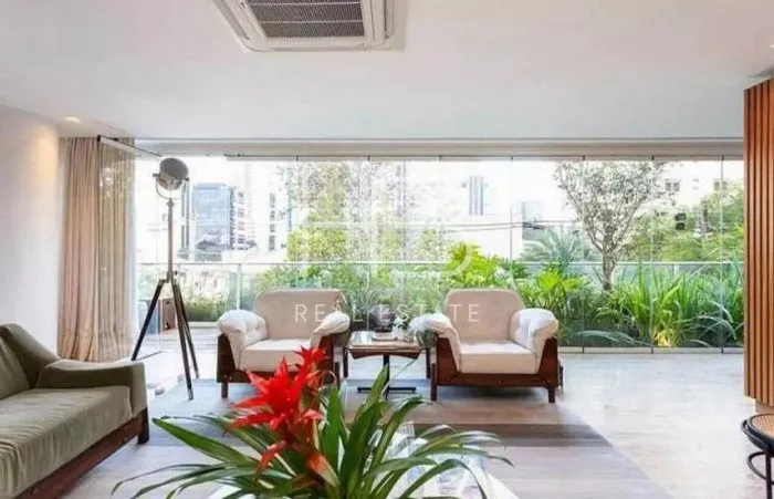 Apartamento com 2 suítes à venda em Vila Olímpia, São Paulo, por R$ 5.390.000