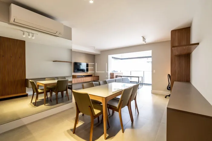 Apartamento com 2 suítes à venda em Vila Madalena, São Paulo, por R$ 1.800.000