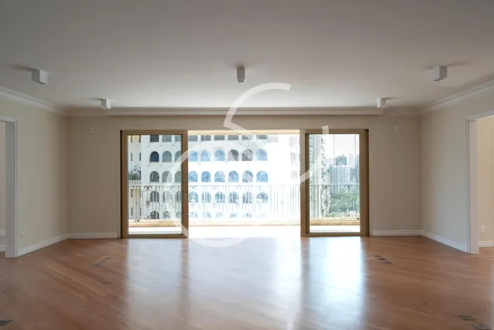 Apartamento com 3 suítes à venda em Jardim Europa, São Paulo, por R$ 12.900.000 Imagem 2