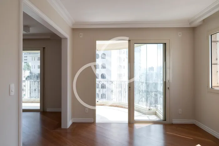 Apartamento com 3 suítes à venda em Jardim Europa, São Paulo, por R$ 12.900.000 Imagem 3