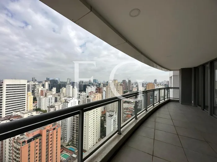 Cobertura com 4 suítes à venda em Vila Nova Conceição, São Paulo, por R$ 9.900.000 Imagem 2