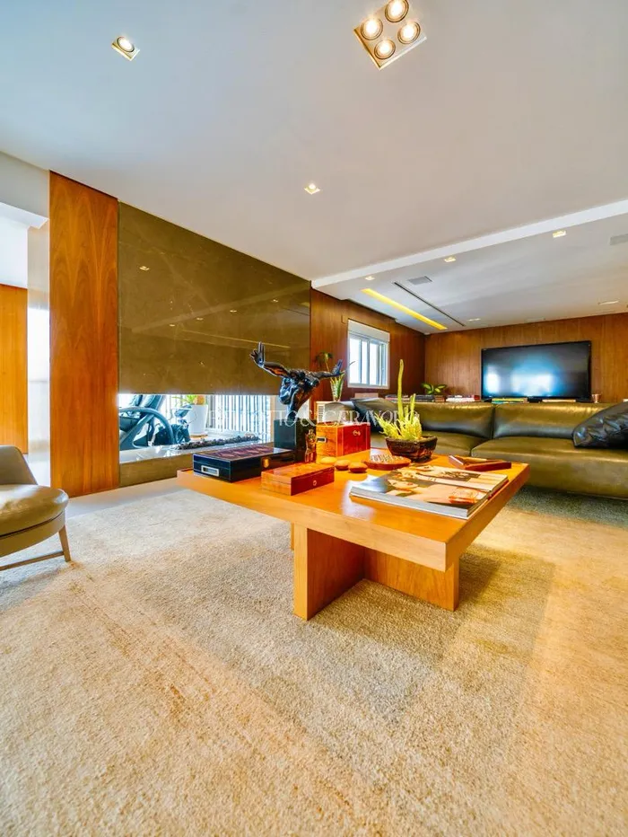 Apartamento com 2 suítes à venda em Vila Nova Conceição, São Paulo, por R$ 11.000.000 Imagem 2