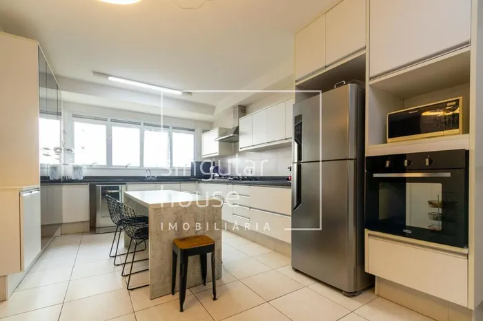 Apartamento com 3 suítes à venda em Campo Belo, São Paulo, por R$ 4.500.000 Imagem 3