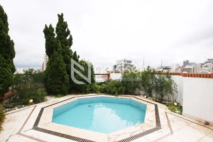 Cobertura com 3 suítes à venda em Jardim América, São Paulo, por R$ 10.800.000